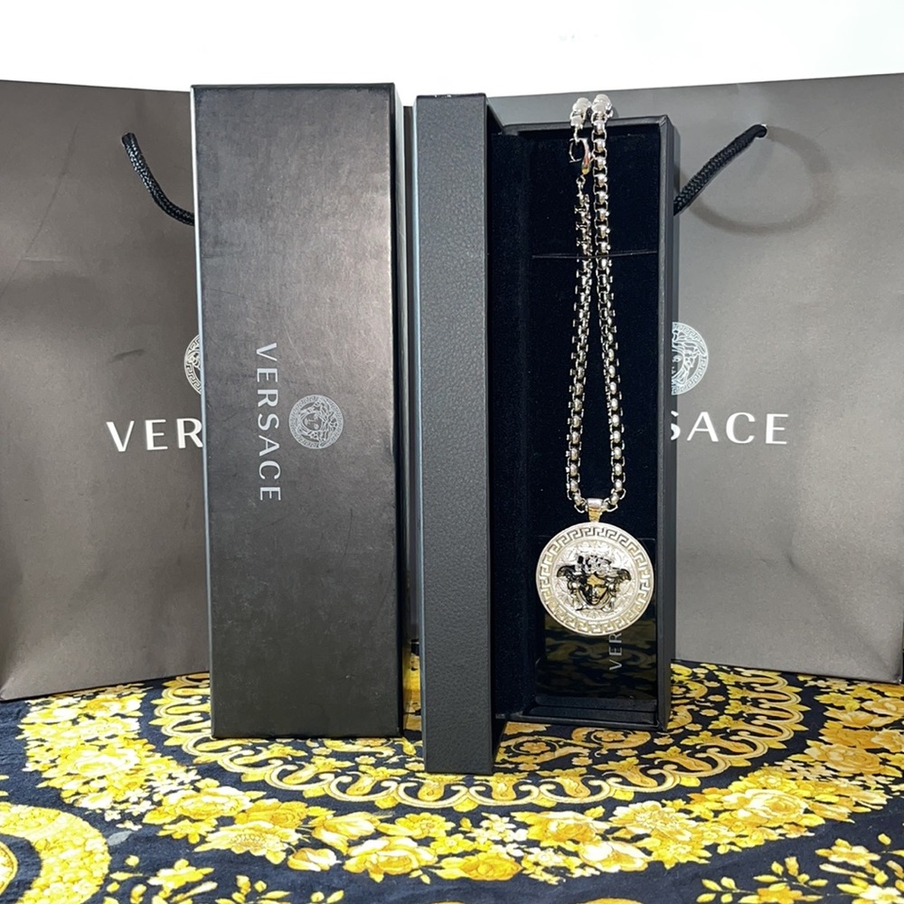 VERSACE MEDUSA MEDALLION SILVER TONE